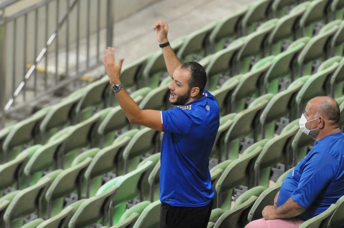 Fotos do jogo entre Cruzeiro e Botafogo, no Independncia, pela 30 rodada da Srie B do Campeonato Brasileiro