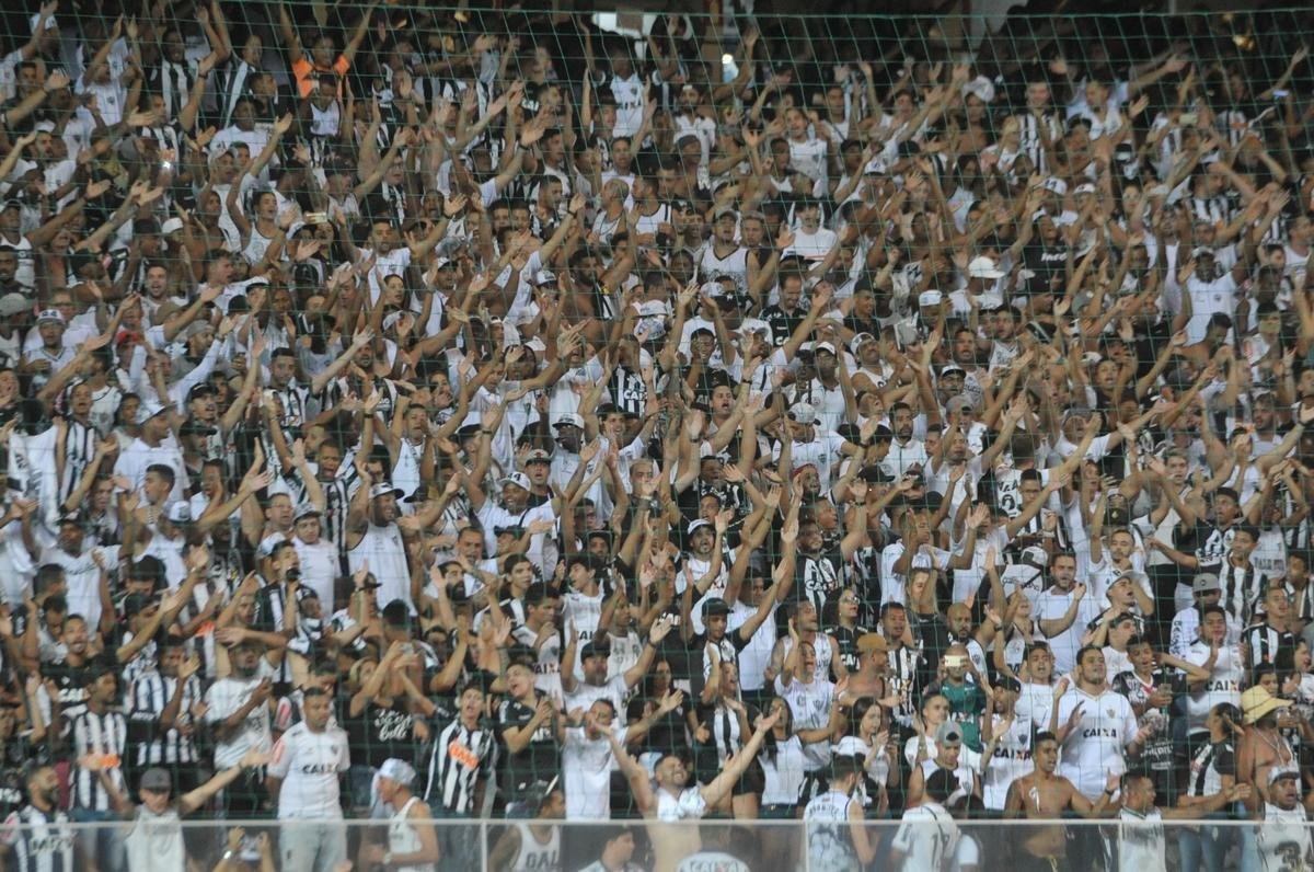 Torcedores do Atltico lotaram Independncia em partida contra o Defensor, pela Copa Libertadores
