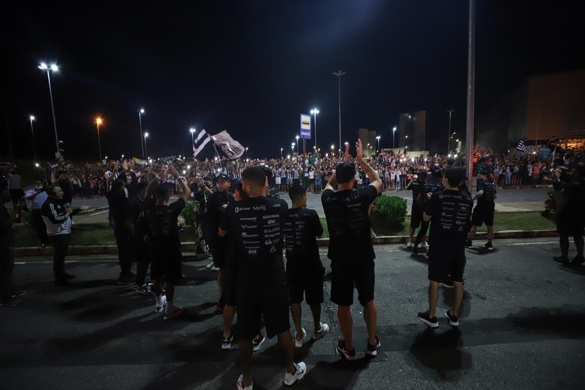Bastidores da festa do Atltico em comemorao ao ttulo brasileiro