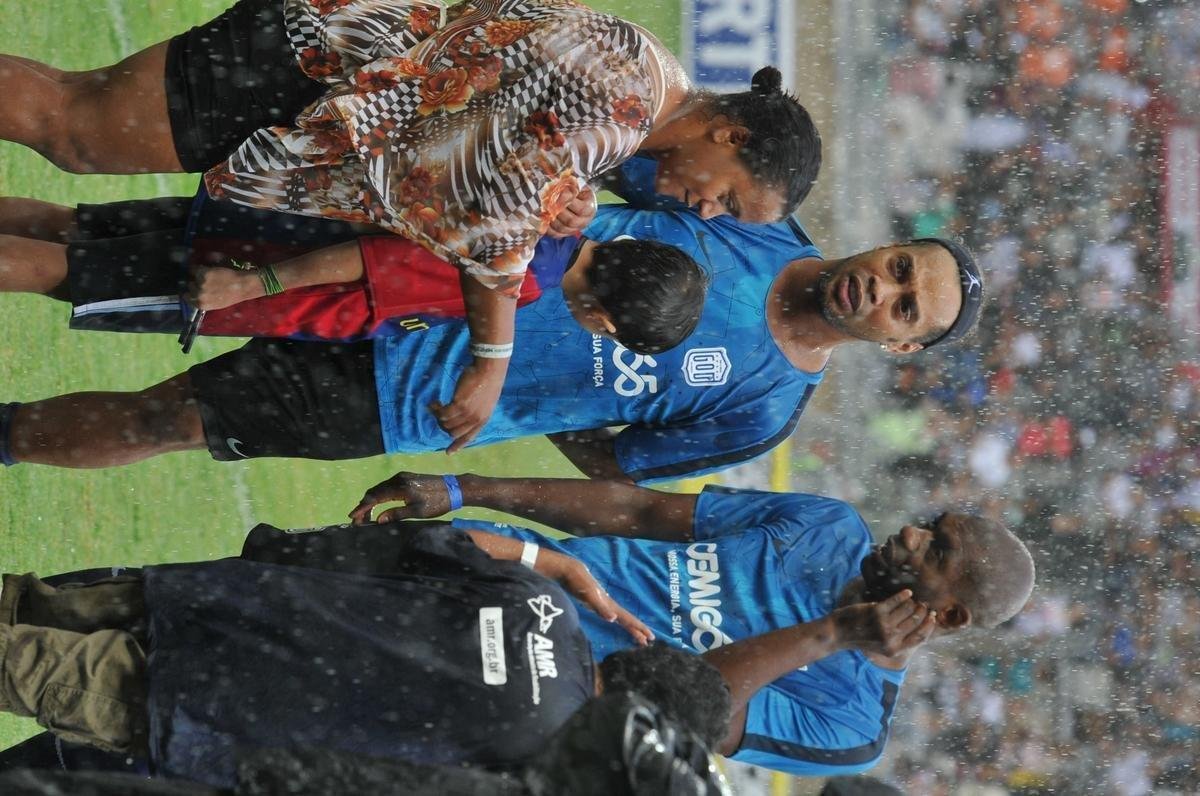 Fotos do 'Game of Dreams', jogo festivo dos Amigos do Ronaldinho contra os Amigos do Penta
