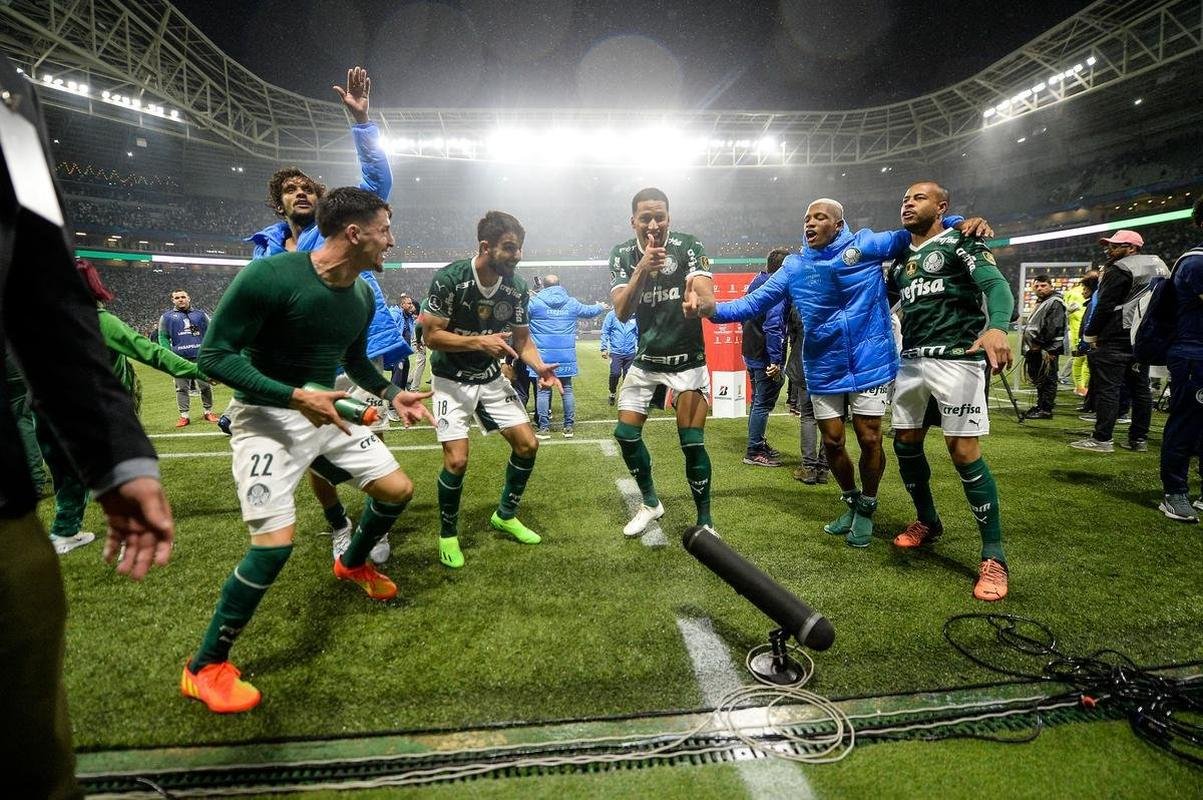 Palmeiras derrotou o Atltico por 6 a 5 nos pnaltis, depois de empate por 0 a 0 no tempo regulamentar, e se classificou s semifinais da Copa Libertadores