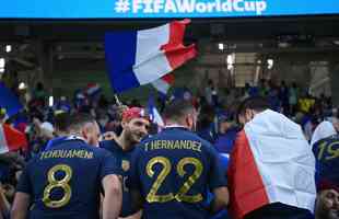 Imagens dos torcedores no jogo entre Frana e Austrlia, pelo Grupo D da Copa do Mundo