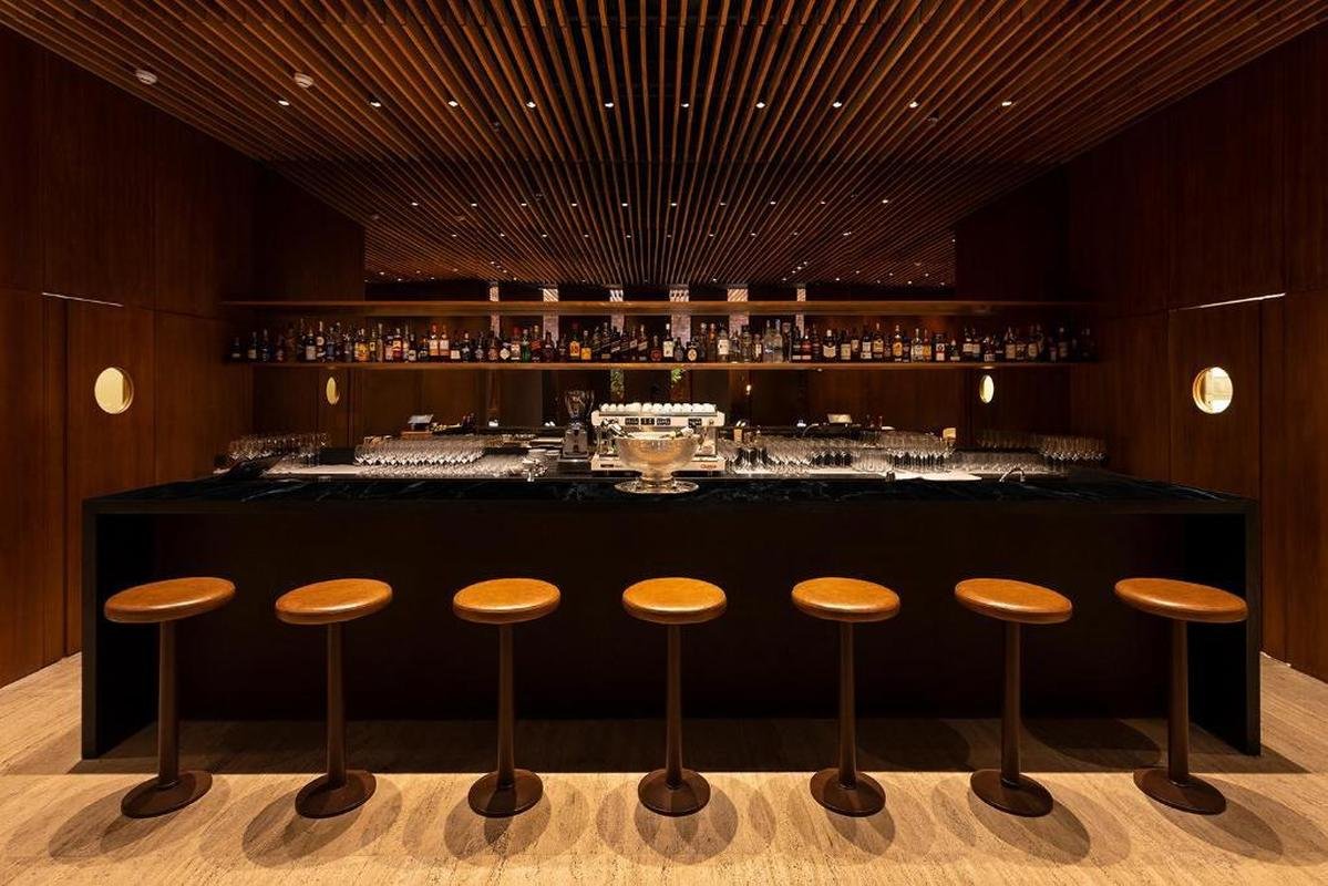 Luxuoso hotel Fasano  a 'casa' de Ronaldo em Belo Horizonte. Dono de 90% da SAF do Cruzeiro se hospeda sempre no local e realiza reunies com sua equipe e parceiros. 