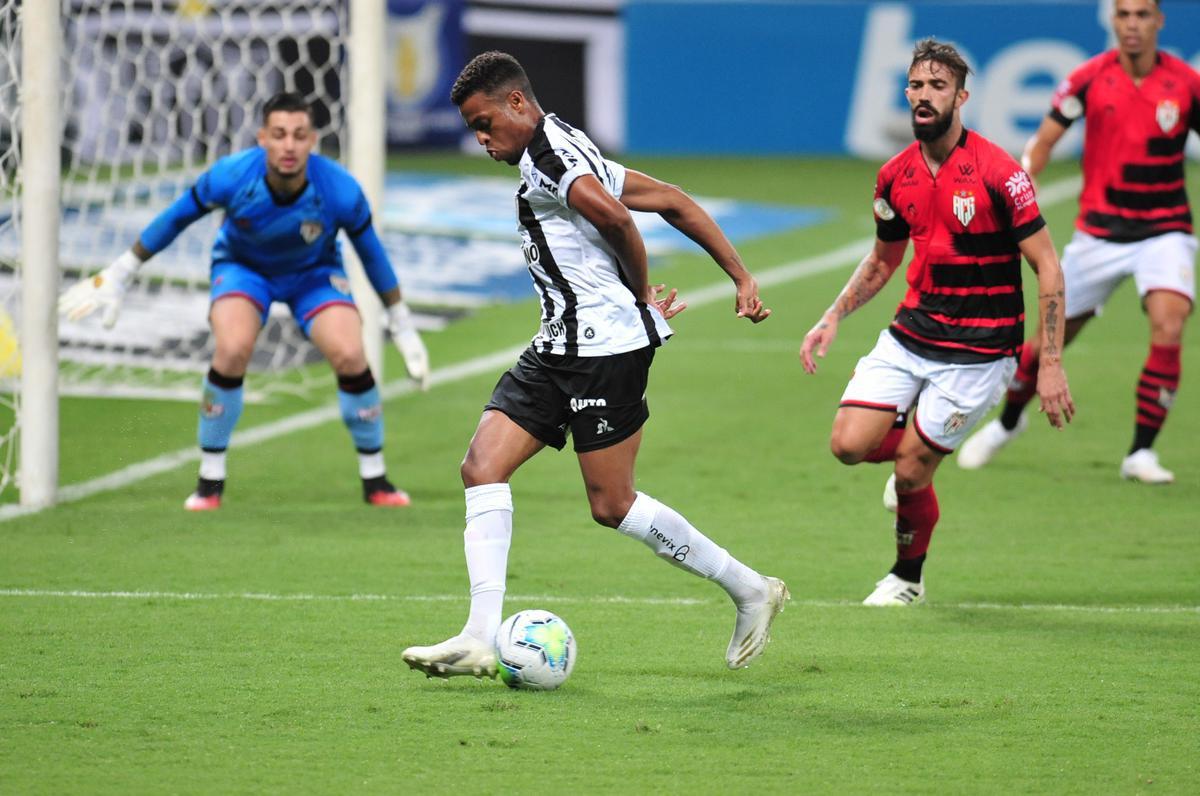 Atltico e Atltico-GO se enfrentaram pela 30 rodada do Brasileiro 