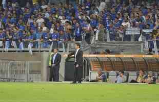 Lances do primeiro tempo de Cruzeiro e Boca Juniors, no Mineiro, pela Copa Libertadores