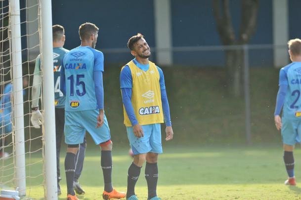 Fotos do ltimo treino do Cruzeiro antes do jogo diante do Tupi, pela semifinal do Campeonato Mineiro