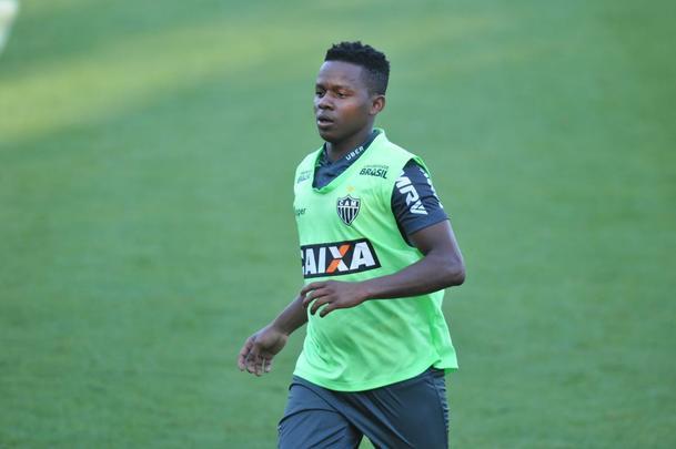 Zagueiro uruguaio Martn Rea treinou pela primeira vez com o elenco do Atltico na Cidade do Galo, j visando ao duelo de domingo, contra o Botafogo, no Rio, pelo Campeonato Brasileiro