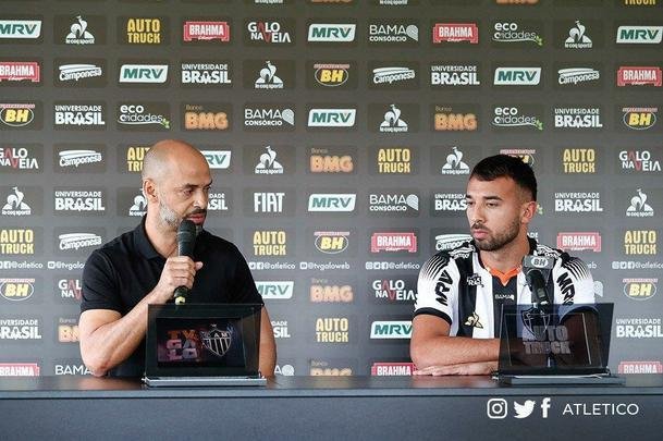 Ramón Martínez é apresentado pelo Atlético; veja fotos