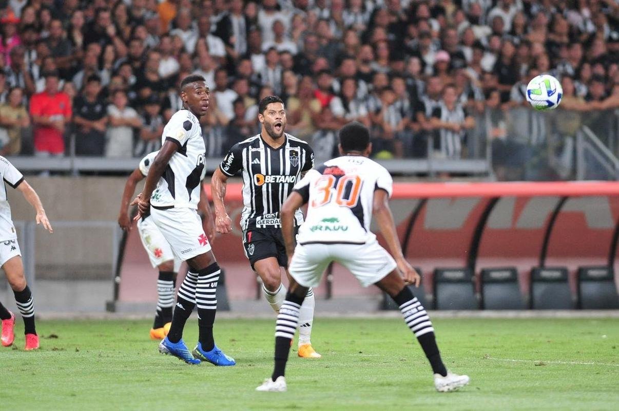 Atltico e Vasco se enfrentaram no Mineiro neste sbado (15/4)