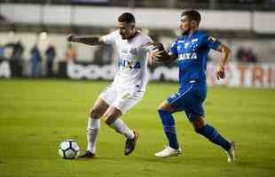 Fotos do jogo entre Santos e Cruzeiro, na Vila Belmiro, pelas quartas de final da Copa do Brasil