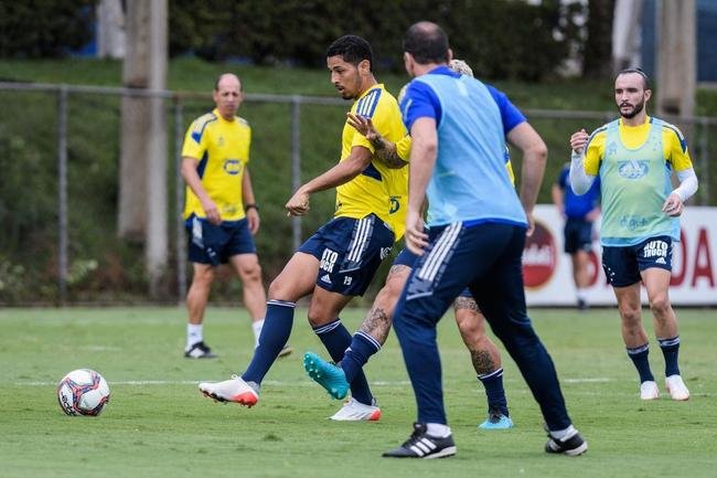 Fotos do treino do Cruzeiro deste domingo (31/10) na Toca II