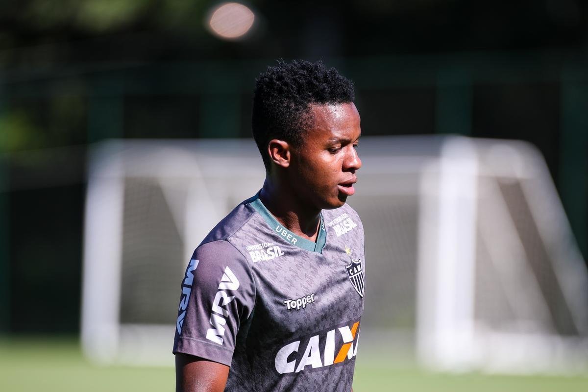 Contestado em determinados momentos do ano por conta da irregularidade, Cazares terminou o ano em alta. Sem ele, dificilmente o Atltico disputaria a Copa Libertadores de 2019. Os nmeros da temporada so bons. Foram 51 jogos - 39 como titular -, com 12 gols e 11 assistncias.