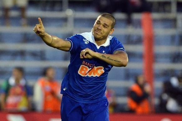 Galeria de imagens da partida entre Cruzeiro e Internacional em Novo Hamburgo