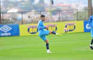 Fotos do aquecimento cruzeirense antes de viagem para o Rio, onde time enfrenta o Flamengo pela Libertadores