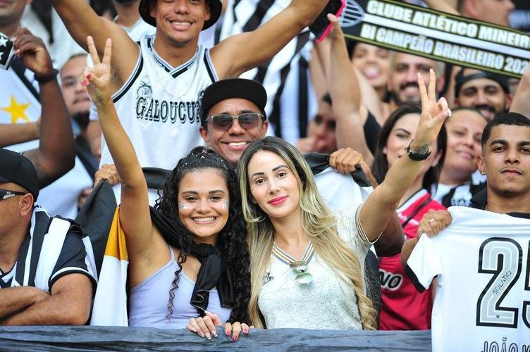 Festa da torcida do Atltico, no Mineiro, no jogo em que o time ergueu a taa de campeo brasileiro, diante do RB Bragantino
