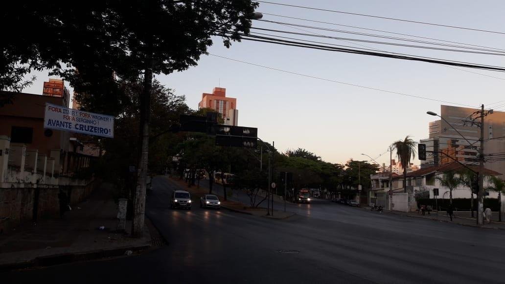 Faixas contra a diretoria do Cruzeiro