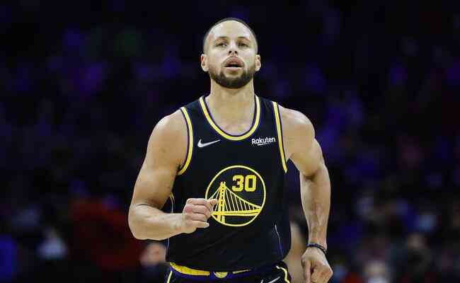 Curry, candidato a MVP desta temporada, deve atuar nesta rodada de Natal