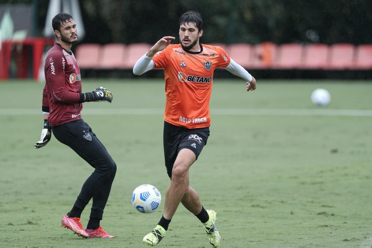 Fotos do treino do Atltico neste domingo na Cidade do Galo (21/11)