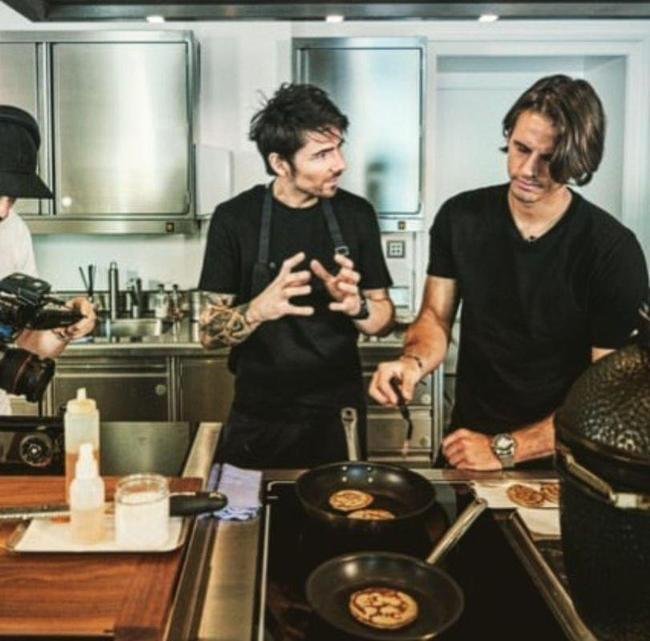 Goleiro tambm gosta de cozinhar