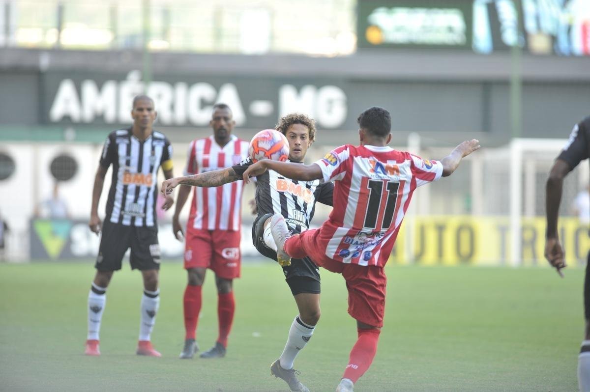 Atltico e Villa Nova se enfrentaram, no Independncia, pela oitava rodada do Campeonato Mineiro