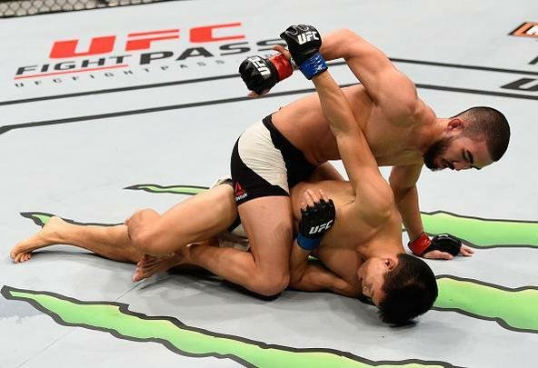 Imagens do UFC Fight Night 91, em Sioux Falls, nos EUA