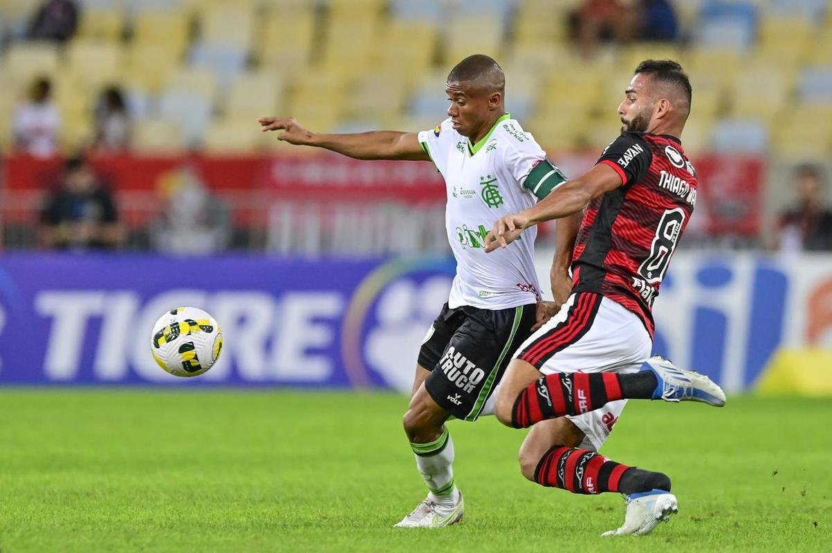 Amrica foi derrotado pelo Flamengo por 3 a 0, no Maracan 