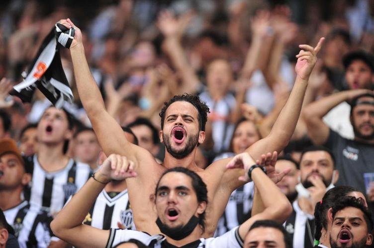Torcida do Atltico lotou o Mineiro no jogo contra o Grmio e bateu recorde de pblico no Campeonato Brasileiro