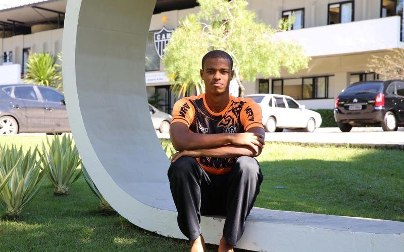 Cria da base do Atlético, Lucas Cândido foi promovido ao time profissional do Galo em 2013