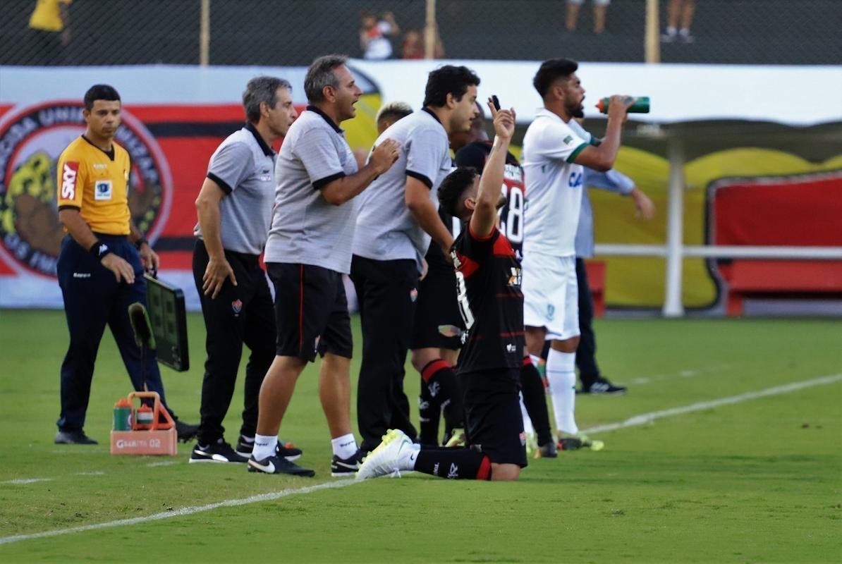 Amrica perdeu para o Vitria por 1 a 0 neste sbado, pelo Brasileiro