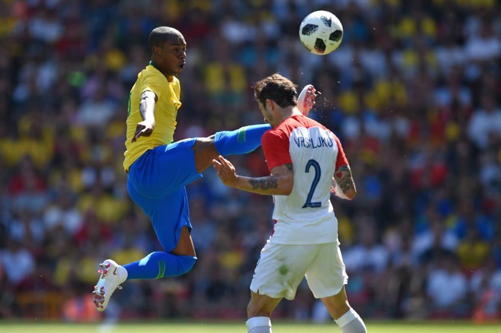 Seleo Brasileira venceu a Crocia por 2 a 0, com gols de Neymar e Roberto Firmino