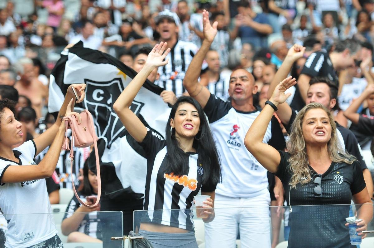 Fotos das torcidas de Atltico e Amrica no clssico deste domingo, no Mineiro, pela 10 rodada do Estadual