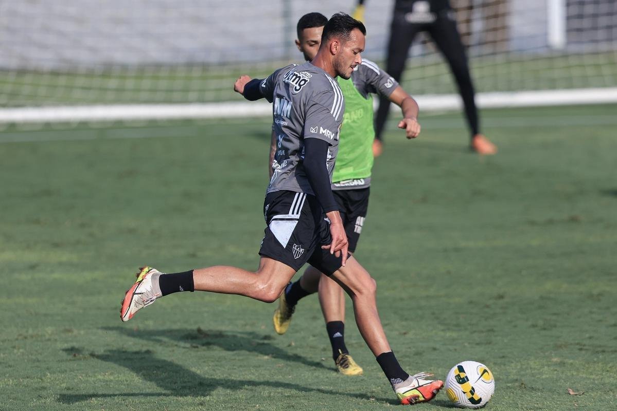 Aps o empate com o Fortaleza, elenco do Atltico treinou na Cidade do Galo, na tarde desta tera-feira (25/10).