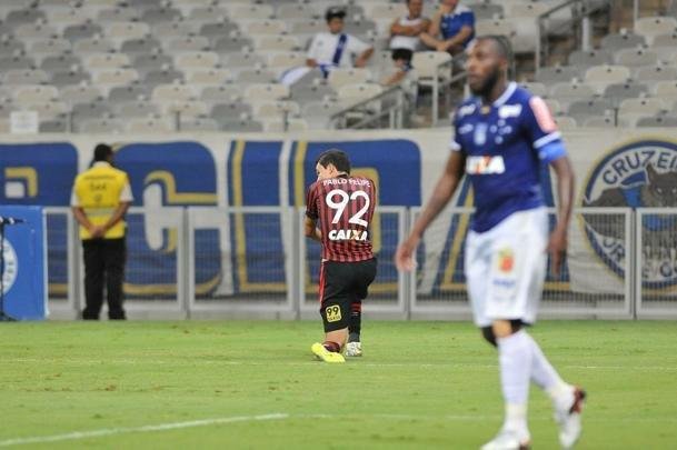 Cruzeiro e Atltico-PR jogaram no Mineiro pela terceira rodada do Grupo C da Primeira Liga