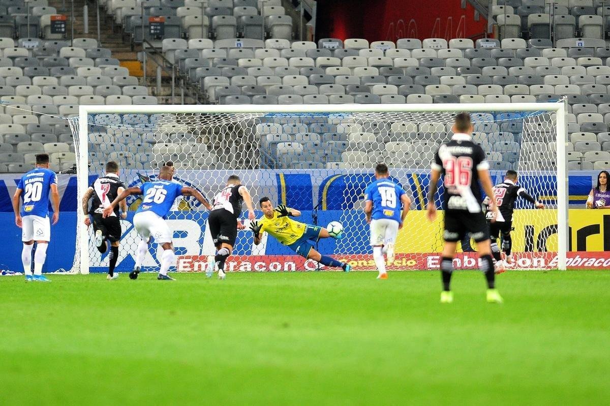 Cruzeiro e Vasco se enfrentaram no Mineiro, pela 17 rodada do Campeonato Brasileiro