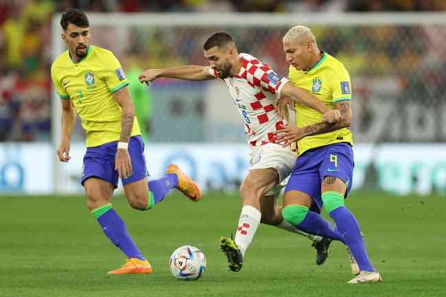 Futebol: Brasil perde nos pênaltis para a Croácia e está fora da Copa do  Mundo – Rede Nova de Comunicação
