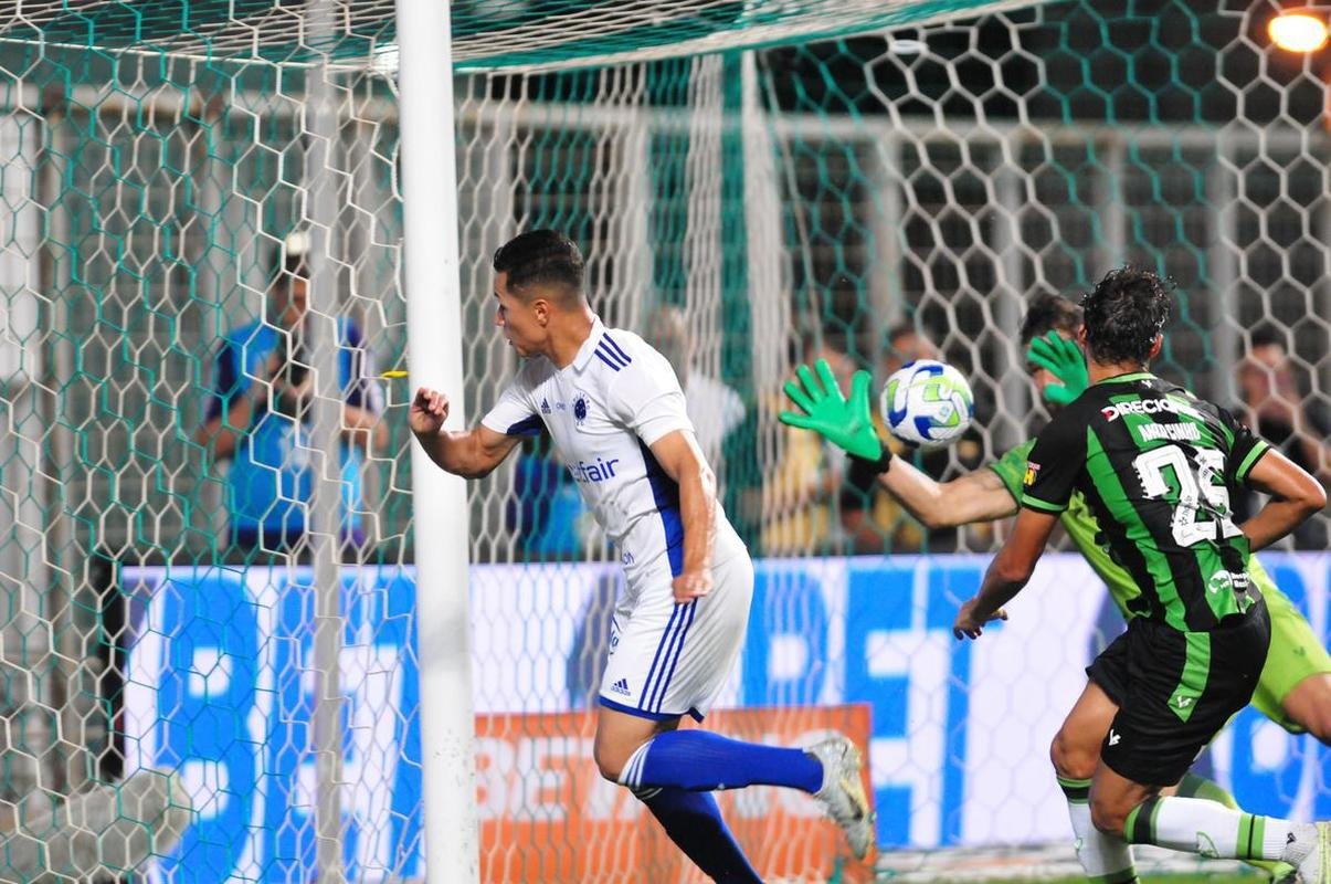 Fotos do clssico entre Amrica-MG e Cruzeiro