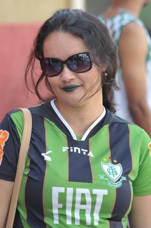 Imagens das torcidas de Amrica e Cruzeiro no clssico deste domingo, no Independncia, pela partida de ida da semifinal do Campeonato Mineiro