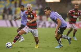 16 Flamengo - 20 jogos, com 11 vitrias, 2 empates e 7 derrotas (58,3% de aproveitamento)