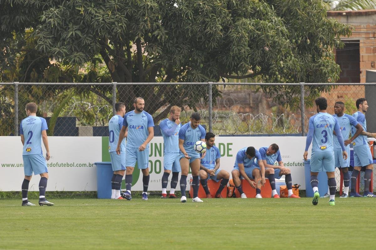 Imagens do treino do Cruzeiro antes do segundo duelo da final da Copa do Brasil, contra o Corinthians, em So Paulo