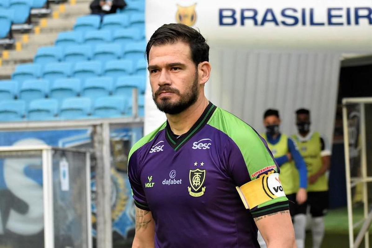 Matheus Cavichioli - 10 partidas