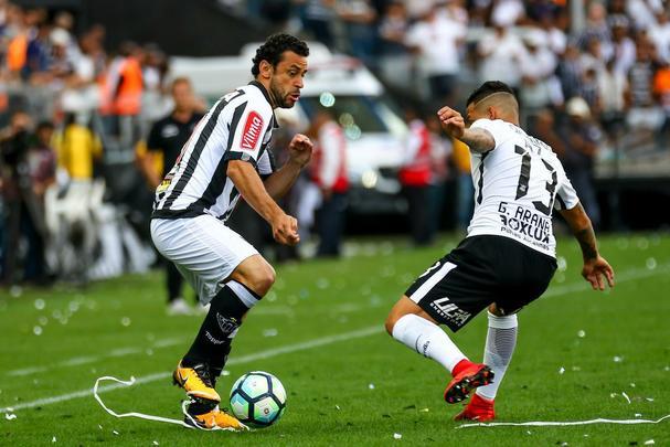 Galo empatou com Corinthians por 2 a 2, em Itaquera, e ficou mais distante da Copa Libertadores