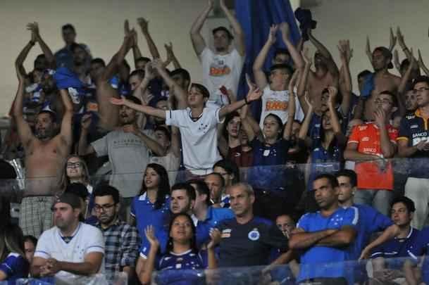 Rafael defendeu pnalti cobrado por Niko nos acrscimos e garantiu vitria celeste