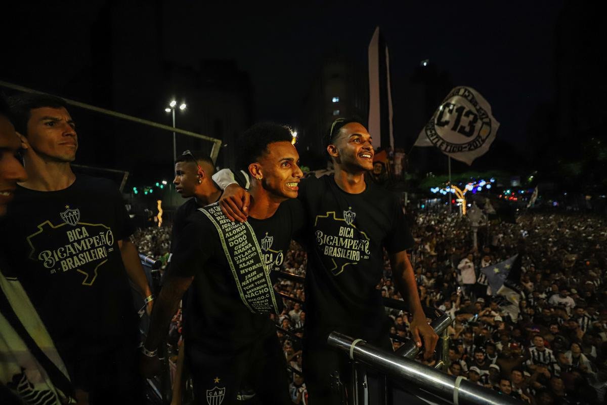 Bastidores da festa do Atltico em comemorao ao ttulo brasileiro