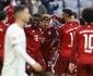 L�der Bayern sai atr�s, vira e goleia o lanterna Greuther Furth no Alem�o