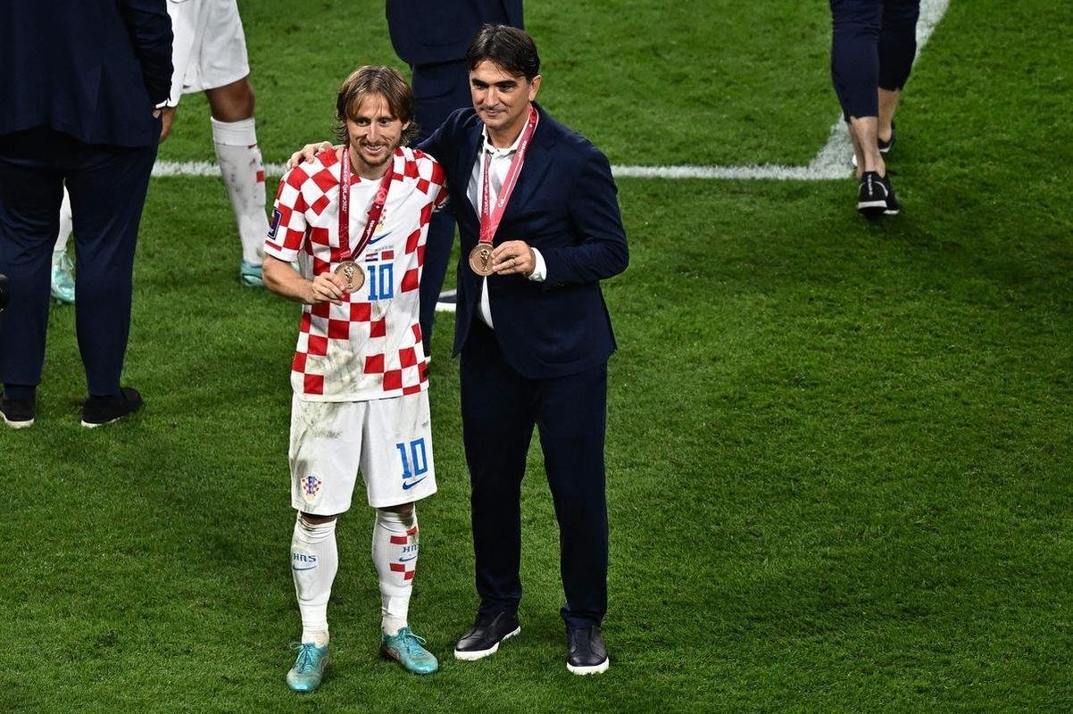 Festa e premiao dos jogadores da Crocia pela conquista do terceiro lugar na Copa do Mundo de 2022, no Catar. Time croata venceu o Marrocos por 2 a 1 neste sbado (17), no Estdio Internacional Khalifa, em Doha