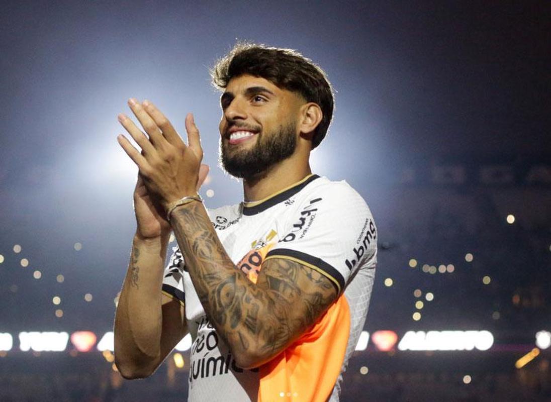 Corinthians contratou o atacante Yuri Alberto