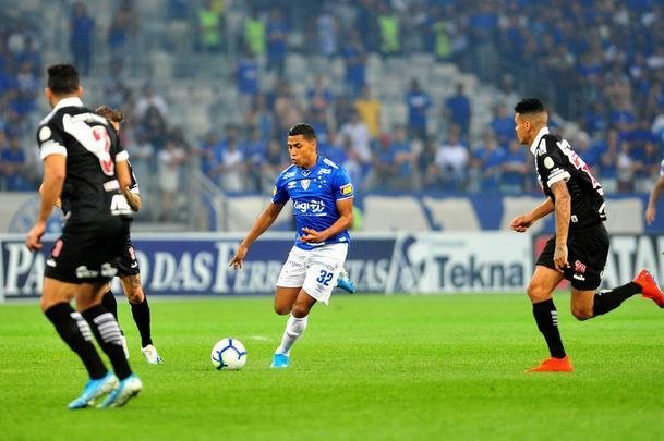 Cruzeiro e Vasco se enfrentaram no Mineiro, pela 17 rodada do Campeonato Brasileiro