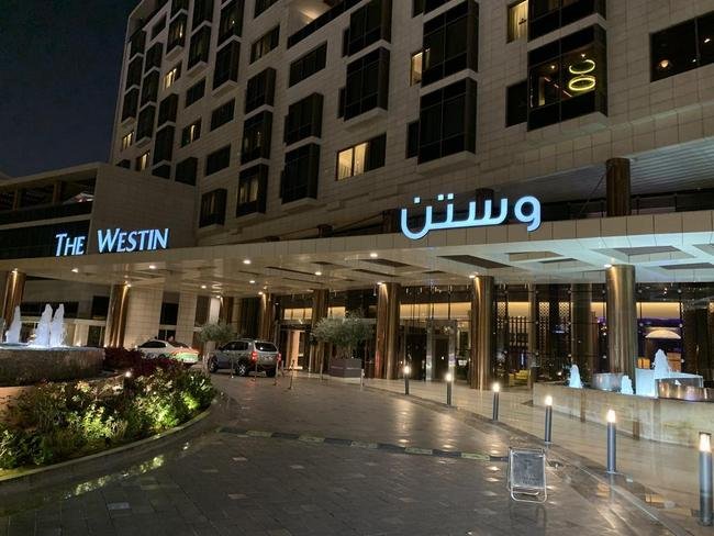 Westin Doha Hotel & Spa: hotel que recebeu a Seleo Brasileira durante a Copa volta  rotina normal, com abertura de alas que eram exclusivas dos craques