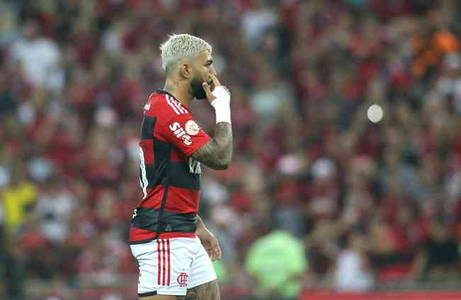 Em m fase em 2023, Gabi v liderana questionada no Flamengo e rusgas com David Luiz e outros lderes