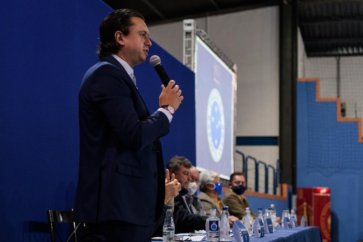 Reunio extraordinria do Conselho do Cruzeiro aprovou constituio de Sociedade Annima do Futebol